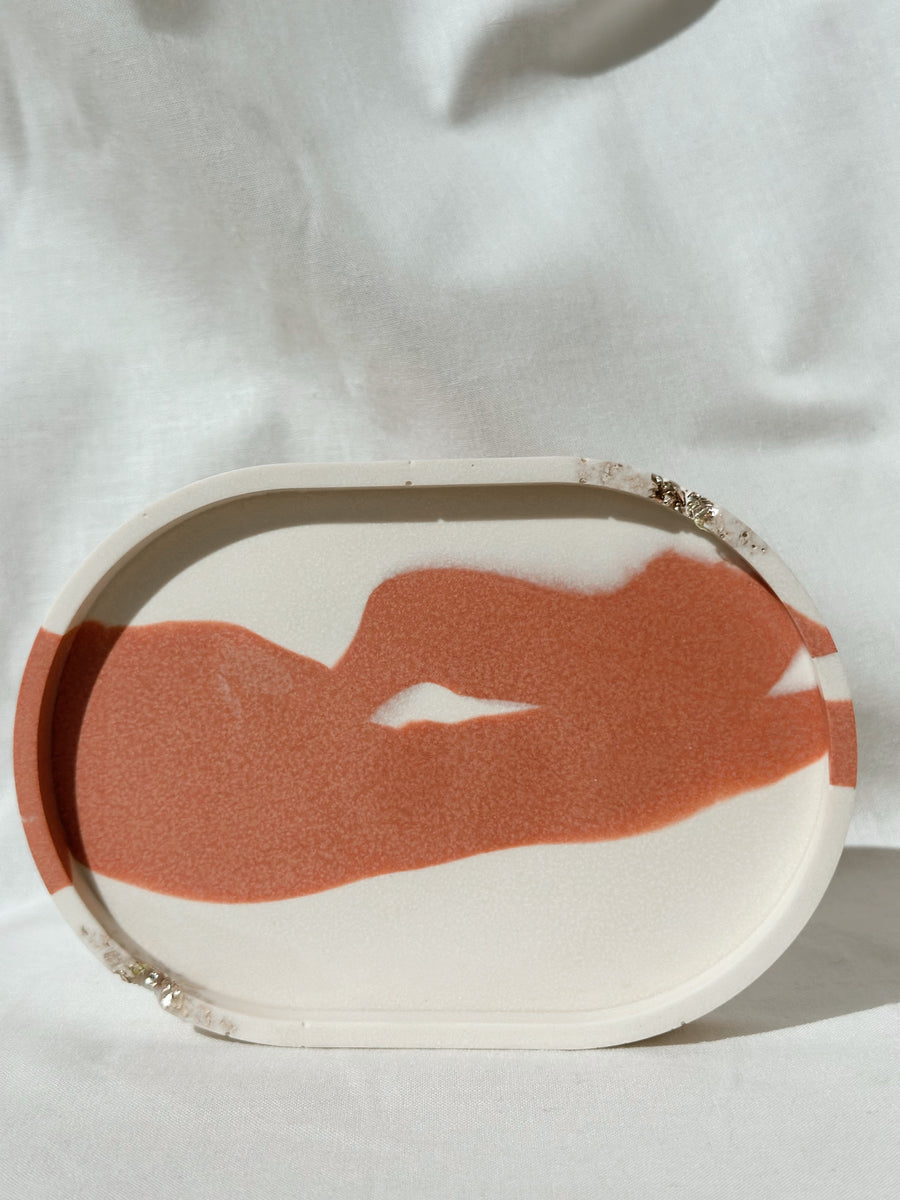 DUNE OVAL TRAY